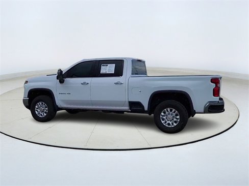 Used 2024 Chevrolet Silverado 2500 LTZ image 6