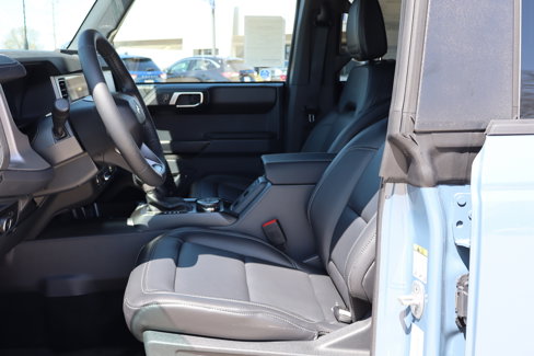 New 2025 Ford Bronco Outer Banks w/ Sasquatch Package image 9