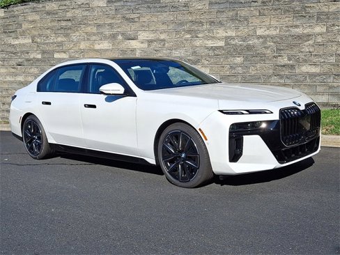 New 2026 BMW 760i xDrive image 1