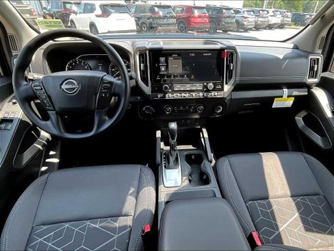 Certified 2025 Nissan Frontier SV image 21