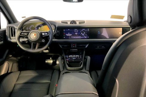 New 2026 Porsche Cayenne image 14