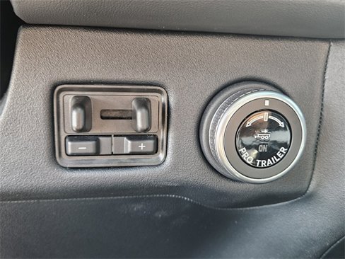 Used 2025 Lincoln Navigator L Reserve w/ Jet Appearance Package image 25