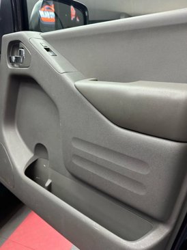 Used 2018 Nissan Frontier SV image 27