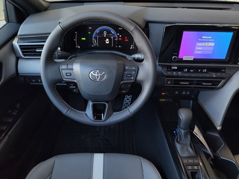 New 2026 Toyota Camry SE image 9