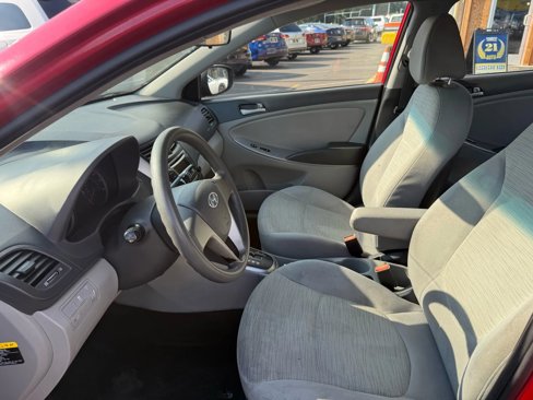 Used 2017 Hyundai Accent SE image 9