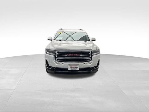 Used 2023 GMC Acadia SLT image 2