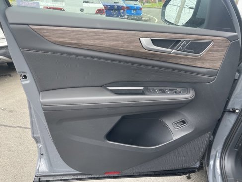New 2025 Volkswagen Atlas SEL Premium R-Line image 19