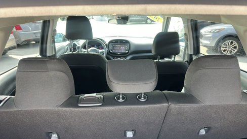 Used 2022 Kia Soul LX w/ Technology Package image 15
