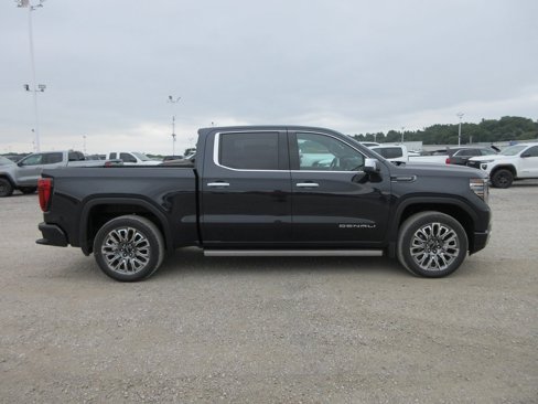 New 2026 GMC Sierra 1500 Denali Ultimate image 3