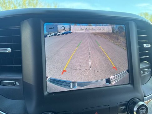 Used 2022 RAM 1500 Laramie image 31