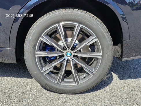 Used 2025 BMW X5 M60i image 8