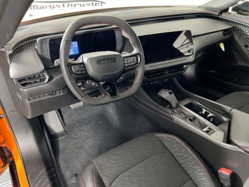 New 2025 Dodge Charger R/T w/ Sun & Sound Package image 10