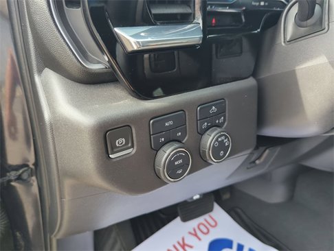 Used 2023 Chevrolet Silverado 1500 LT image 34