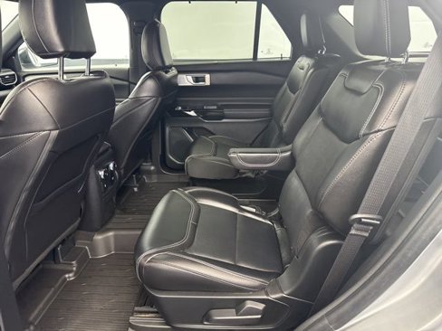 Used 2024 Ford Explorer ST w/ Technology Package image 13