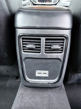 Used 2019 Chrysler 300 S image 28
