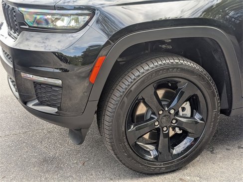 New 2025 Jeep Grand Cherokee L Limited w/ Luxury Tech Group II image 8
