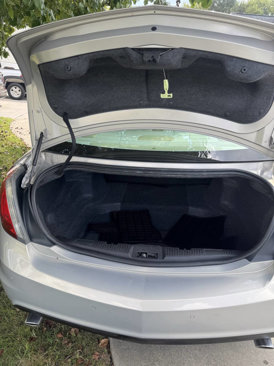 Used 2009 Lincoln MKS image 11