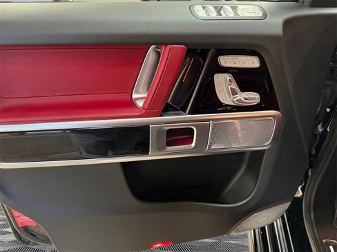 Used 2025 Mercedes-Benz G 63 AMG 4MATIC w/ Manufactur Interior Package image 24