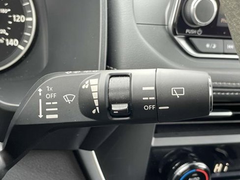 Certified 2023 Nissan Rogue SV image 24