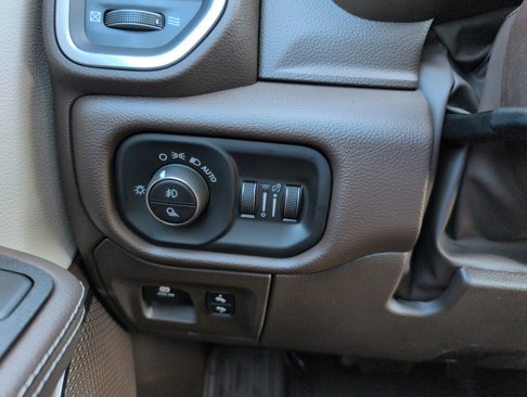 New 2025 RAM 1500 Laramie image 19