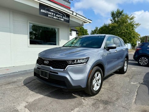 Used 2021 Kia Sorento LX image 3