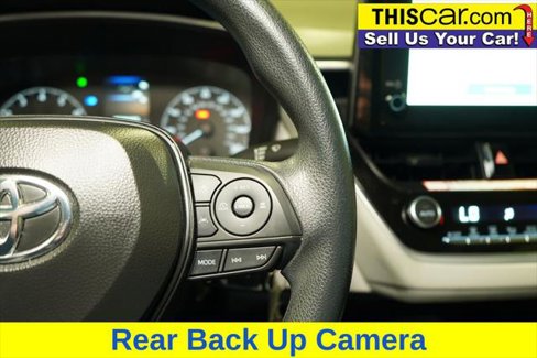 Used 2025 Toyota Corolla LE image 13