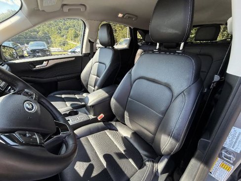 Certified 2022 Ford Escape SEL image 5