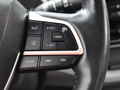 Used 2022 Toyota Highlander Limited image 21