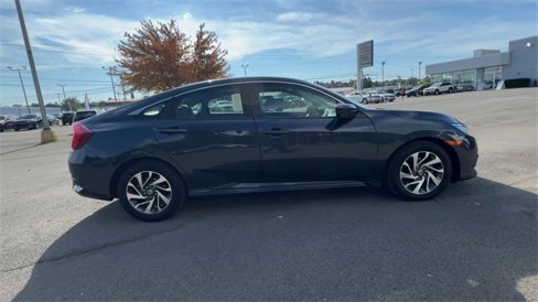 Used 2018 Honda Civic EX image 9