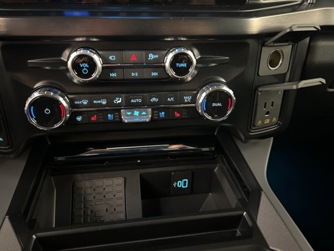 New 2026 Ford F250 Lariat image 13
