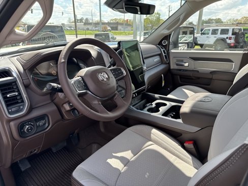 New 2025 RAM 3500 Laramie image 36
