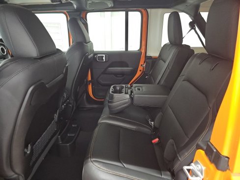 New 2025 Jeep Wrangler Sahara image 18