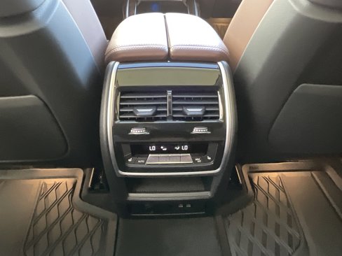 New 2026 BMW X7 xDrive40i image 25