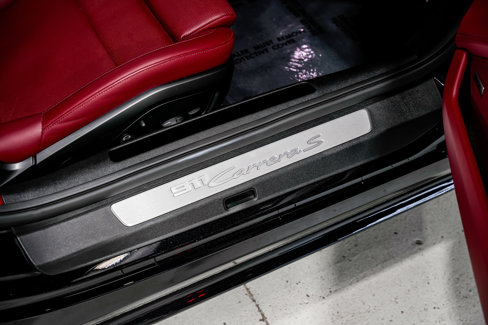 Used 2022 Porsche 911 Carrera S image 32