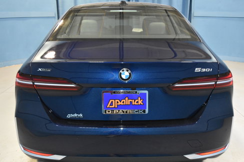 New 2026 BMW 530i xDrive w/ Executive Package image 22