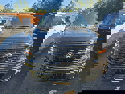 New 2025 Ford F150 XLT w/ Equipment Group 302A MID image 3