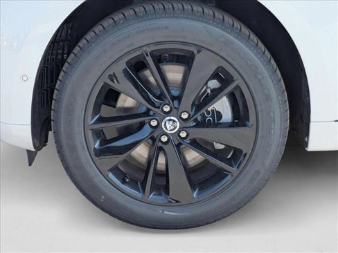 New 2026 Jaguar F-PACE R-Dynamic S image 10