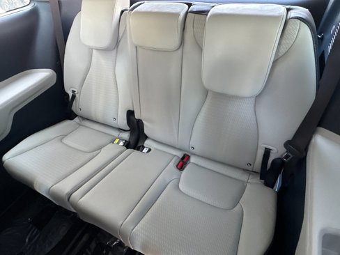 New 2026 Kia Carnival SX Prestige image 16