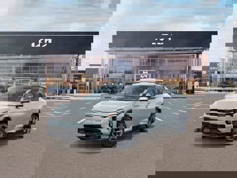 New 2025 Kia K4 LXS image 1