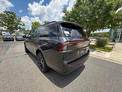New 2025 Lincoln Navigator L Reserve w/ Jet Appearance Package image 4