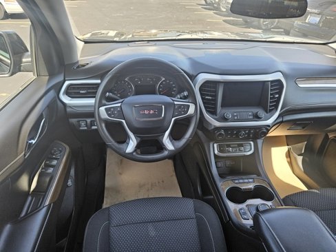 Certified 2023 GMC Acadia SLE w/ Driver Convenience Package image 18