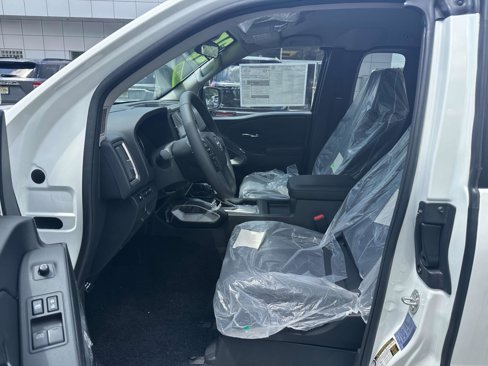 Used 2025 Nissan Frontier SV w/ SV Convenience Package image 14