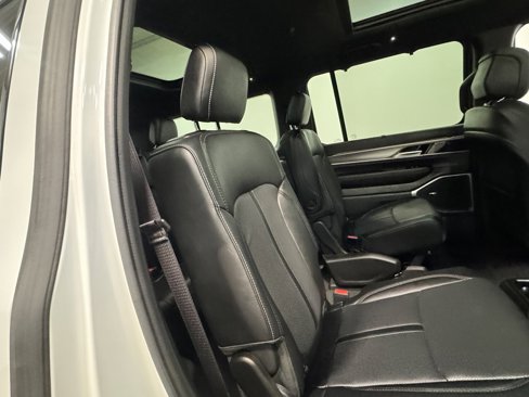 Used 2024 Jeep Wagoneer Series II w/ Convenience Group I image 66