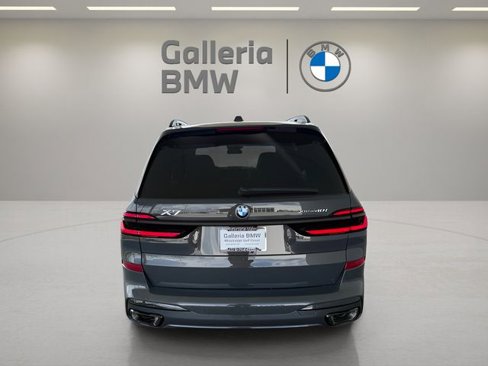 Used 2026 BMW X7 xDrive40i w/ M Sport Package image 9