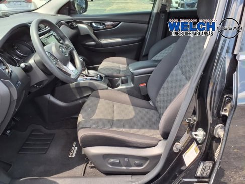 Used 2020 Nissan Rogue Sport SV image 14