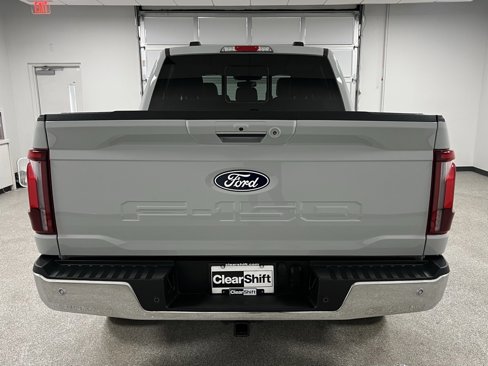 Used 2024 Ford F150 Lariat image 11
