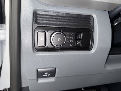 New 2026 Ford F350 XLT w/ FX4 Off-Road Package image 15