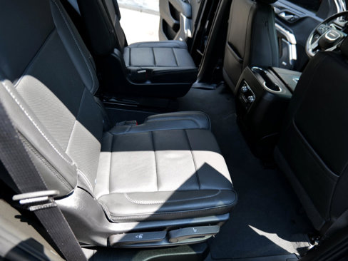 Used 2022 GMC Yukon Denali image 42