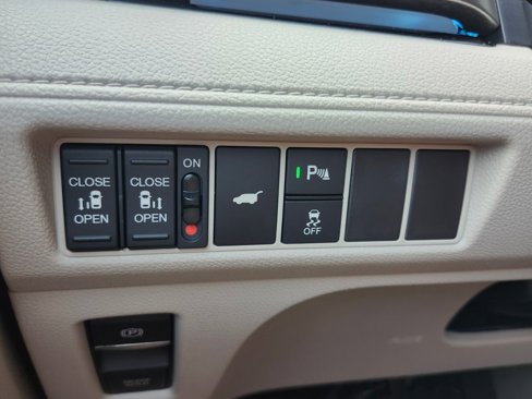 New 2026 Honda Odyssey Touring image 33