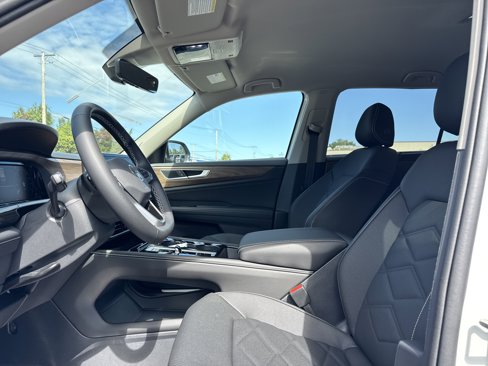 New 2026 Volkswagen Atlas SE image 11